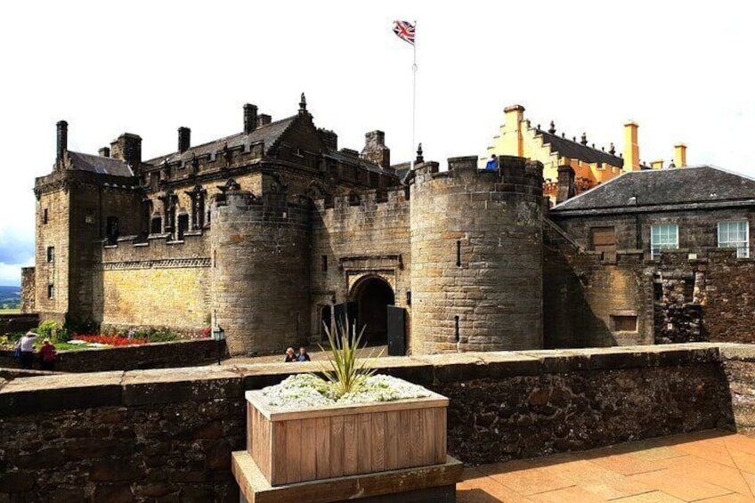 Falkirk Wheel, Doune Castle, Stirling Castle Luxury Private Tour
