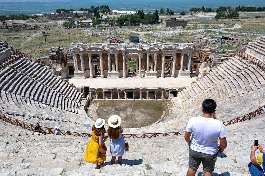 Summer Tour of Pamukkale and Hierapolis with Lake Salda