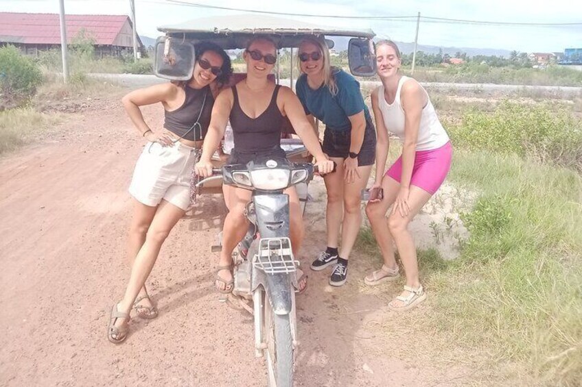 KAMPOT TRAVEL-Pepper farm. Cave.Secret lake-Crab market & Salt...