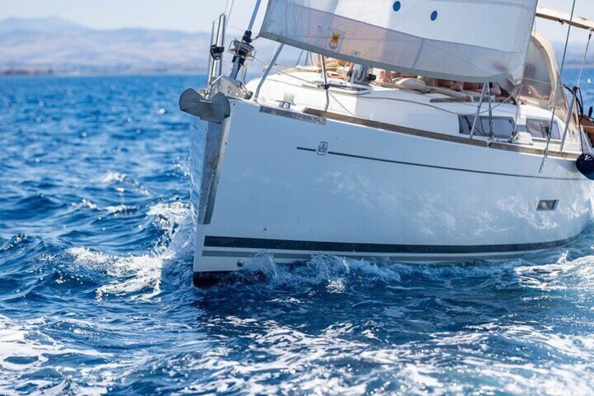 Private Sail Boat Tour to Favignana and Levanzo