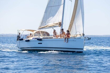 Private Sail Boat Tour to Favignana and Levanzo from Trapani