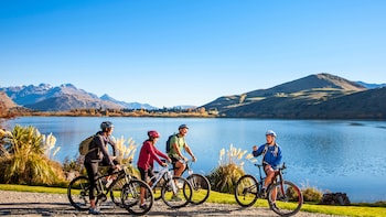The Best of Queenstown Trails Full-Day Supported Bike Tour