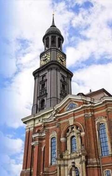 St. Michael’s, Elbe Tunnel & Harbor 2-Hour Hamburg Tour