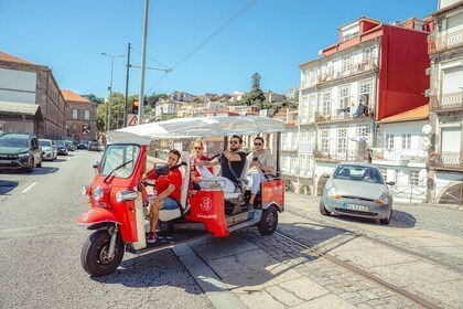 Sunset Tuk Tuk Tour in Porto with Port Wine Toast