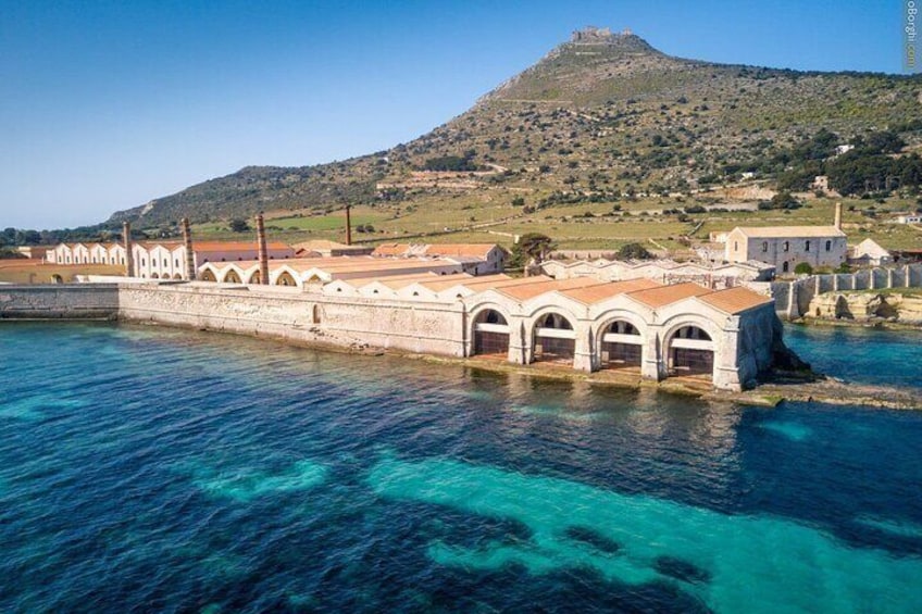 Private Boat Tour Egadi Day to discover Favignana e Lervanzo