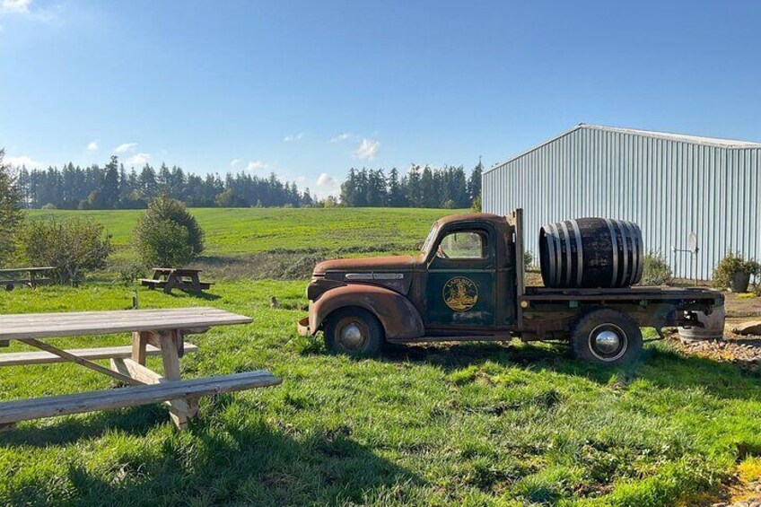 Authentic working wineries in Willamette Valley