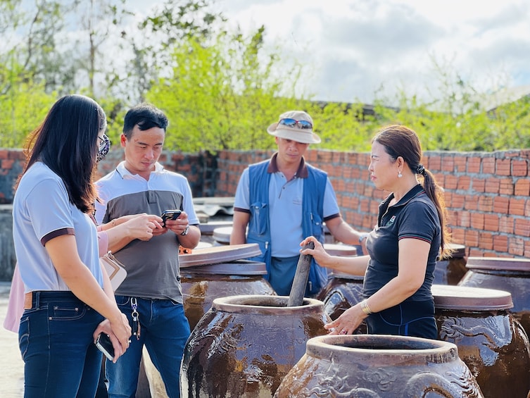 FULL-DAY COUNTRYSIDE TRIP TO HOI AN'S SOUTH AND AN EXPLORATION OF CHAMPAGNE