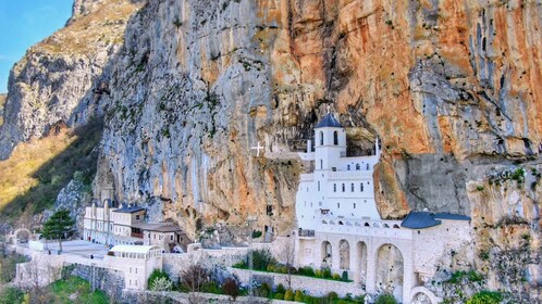 Montenegro: Private Cetinje/Dajbabe/Ostrog Monasteries Tour