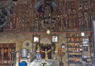 Montenegro: Private Cetinje/Dajbabe/Ostrog Monasteries Tour