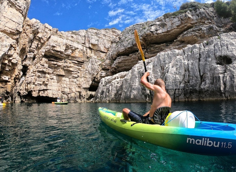 Pula: Sea Cave Kayak Tour with Snorkeling and Swimming