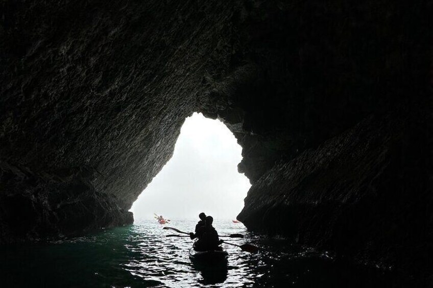 Small Group Kayak tour to Arrábida beaches - All inclusive