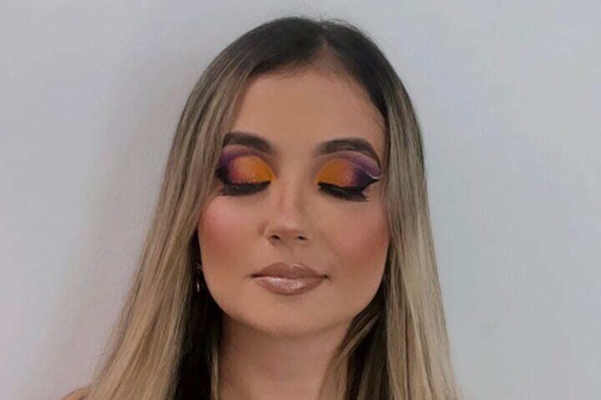 Colombian Makeup: Full Color Technique
