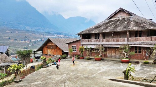 Sapa 2D1N with stunning trekking to the village and homestay