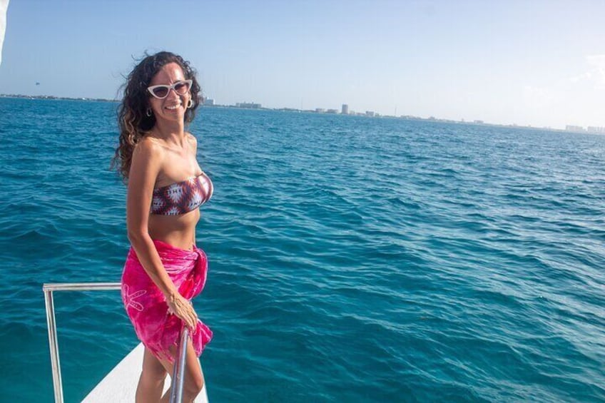 Isla Mujeres Catamaran Tour from Cancun with Snorkel and Open Bar