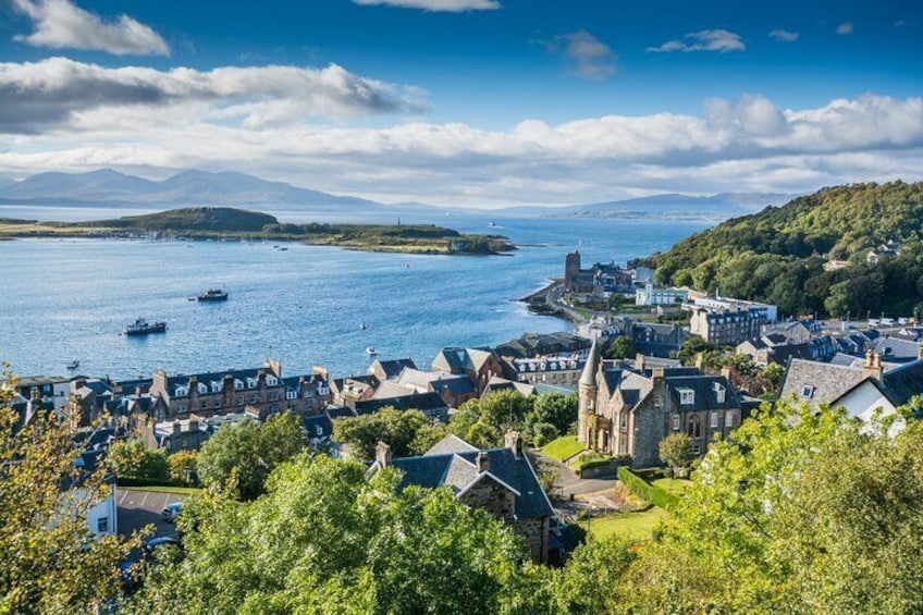 Full-Day Private Oban and Glencoe Tour in Luxury MPV from Glasgow