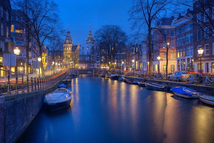 Amsterdam Food & Canals Tour