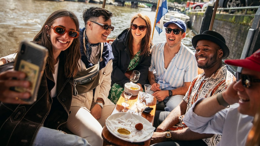 Amsterdam Food & Canals Tour