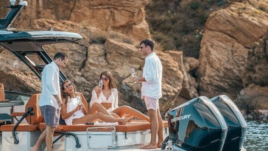 Kleftiko & Milos Private Cruise Snack & Open Bar