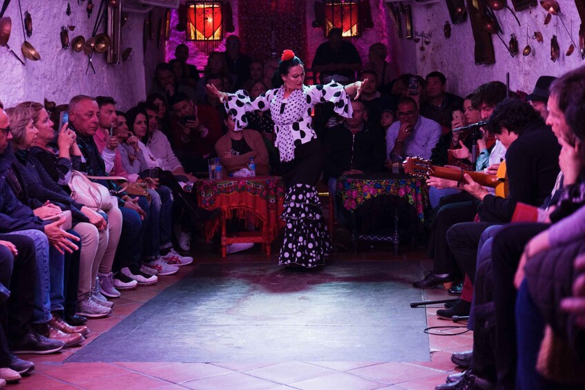 Picture 4 for Activity Sacromonte: Flamenco Show at Cuevas Los Tarantos Tickets