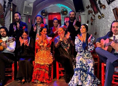 Sacromonte: Flamenco-show på Cuevas Los Tarantos Billetter