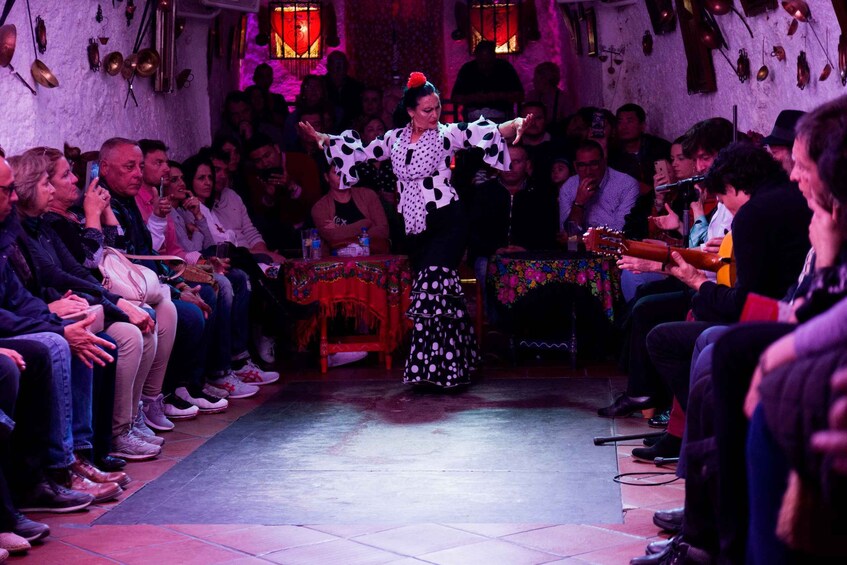 Picture 4 for Activity Sacromonte: Flamenco Show at Cuevas Los Tarantos Tickets