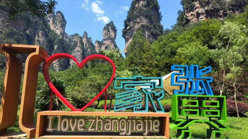 Full-Day Private Tour of Zhangjiajie National Forest Park