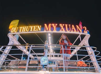 ดานัง: ล่องเรือชมวิวแม่น้ำฮันยามค่ำคืนบนเรือ My Xuan Cruise