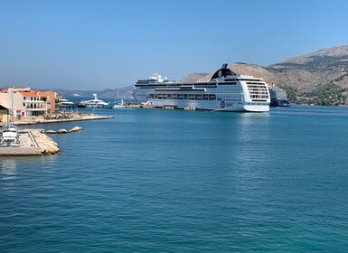 Privat tur til Myrtos-stranden og Melisani-grotten