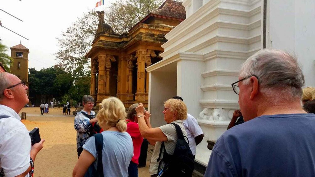 Picture 3 for Activity Colombo: Guided City Tour