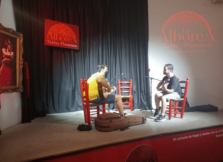 Picture 1 for Activity Granada: Flamenco Class with the Cast of Tablao La Alboreá