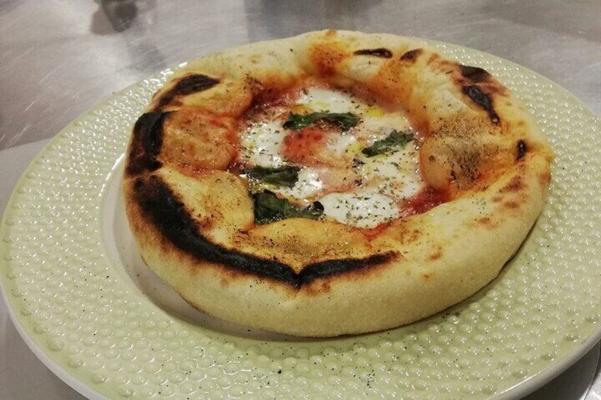 Pizza course in Catania with Show Cooking Cannolo