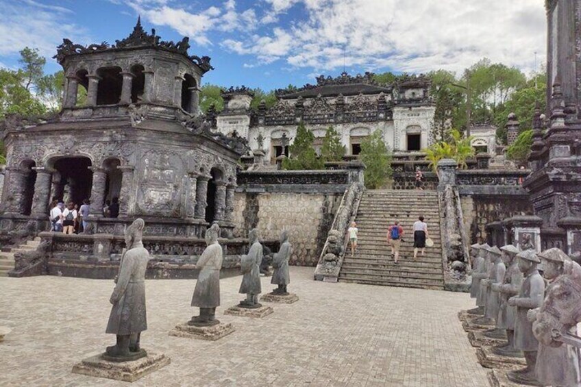 Hue Imperial Citadel Small Group Tour 1 Day From Da Nang Hoi An