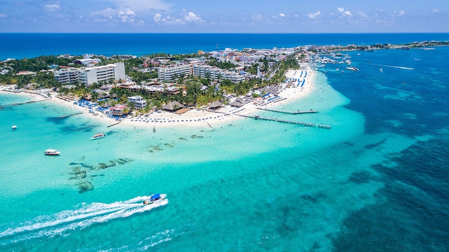 Isla Mujeres Catamaran and Snorkel - Lunch & Open Bar Onboard