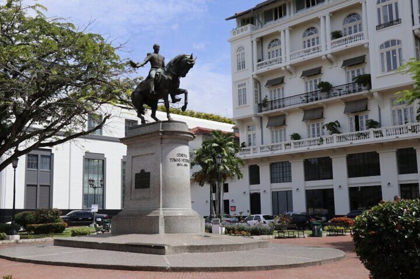 Panama city and canal tour's unforgettable.