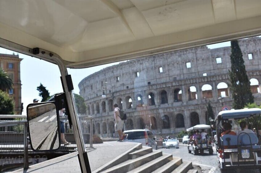 Private Customizable Half-Day Tour in Rome by Golf Cart 