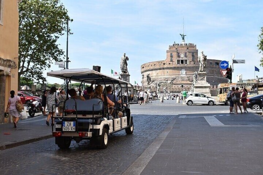 Private Customizable Half-Day Tour in Rome by Golf Cart 