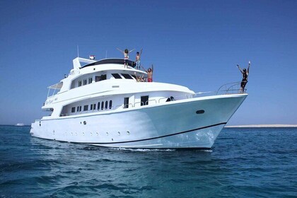Snorkeling Day By Private VIP Boat to White Island & Ras Mohamed