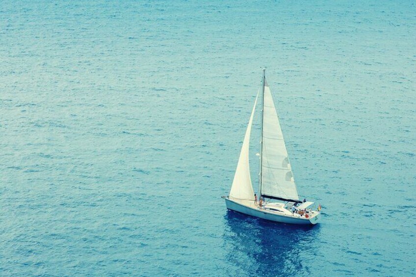 Barcelona: 2 Hour Experience Sailing Tour