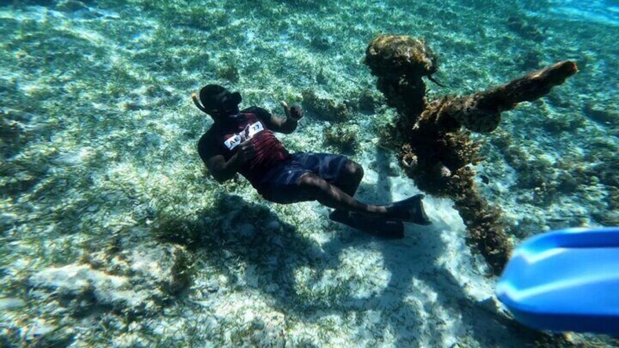 Negril Glass Bottom Boat Tour Snorkeling and Booby Cay