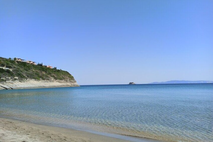 Kefalonia Private Sailing Trip to Lourdas Gulf with Lunch