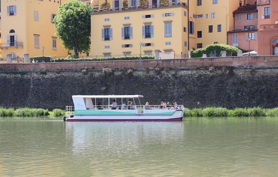 Picture 1 for Activity Florence: Arno River Sightseeing Cruise with Commentary