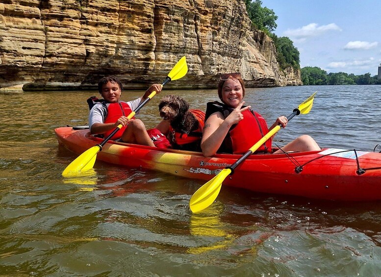 Picture 7 for Activity Starved Rock State Park: Guided Kayaking Tour