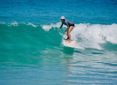 Bang Tao Beach: clases de surf grupales o privadas