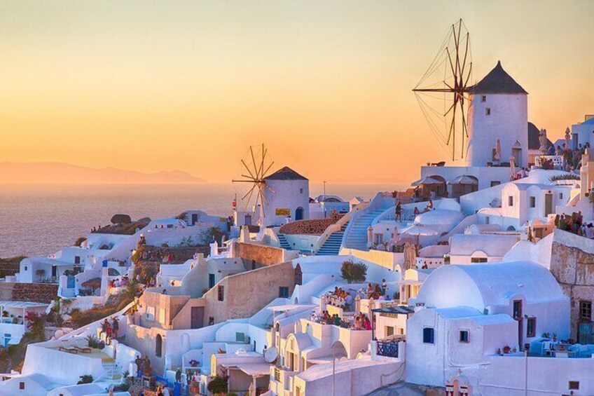 Perfect Private Santorini Highlights & Wine Shore Excursion