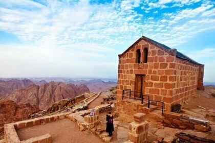 Private Mount Sinai Climb & St Catherine Monastery Day Tour-Sharm