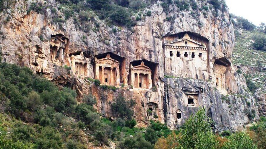 Boat Tour to Marmaris & Icmeler Dalyan with mud and thermal baths