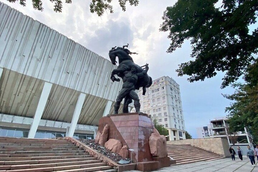 Kozhomkul Monument