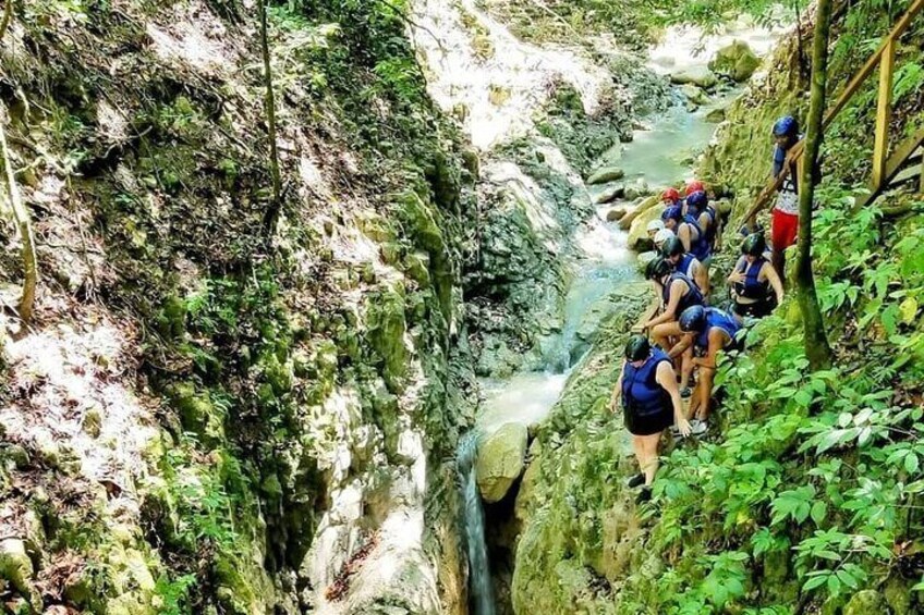 27 Waterfalls Adventure Private Tour in Charcos de Damajagua