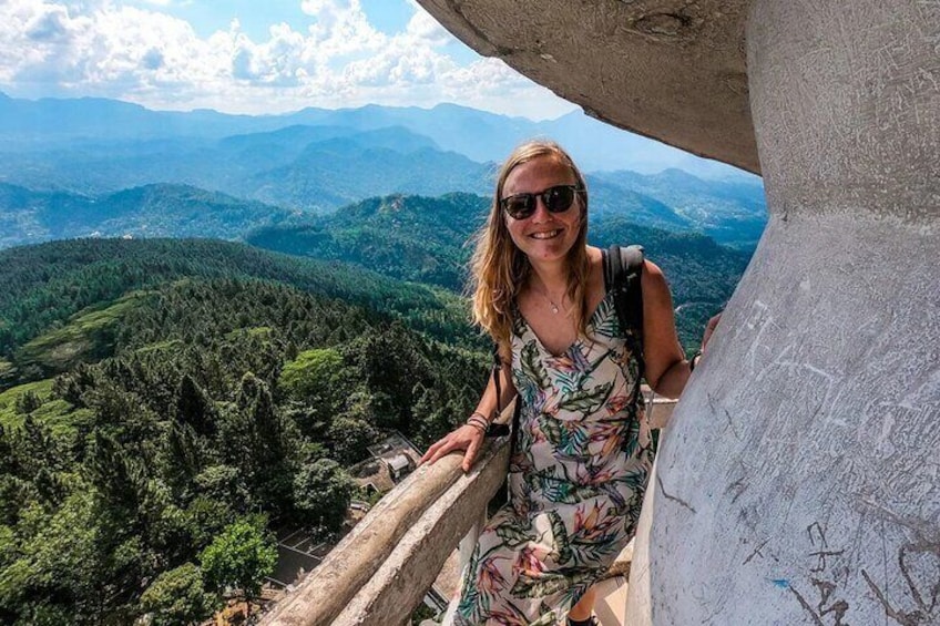 Private Tour and Hike Experience to Ambuluwawa Tower, Sri Lanka