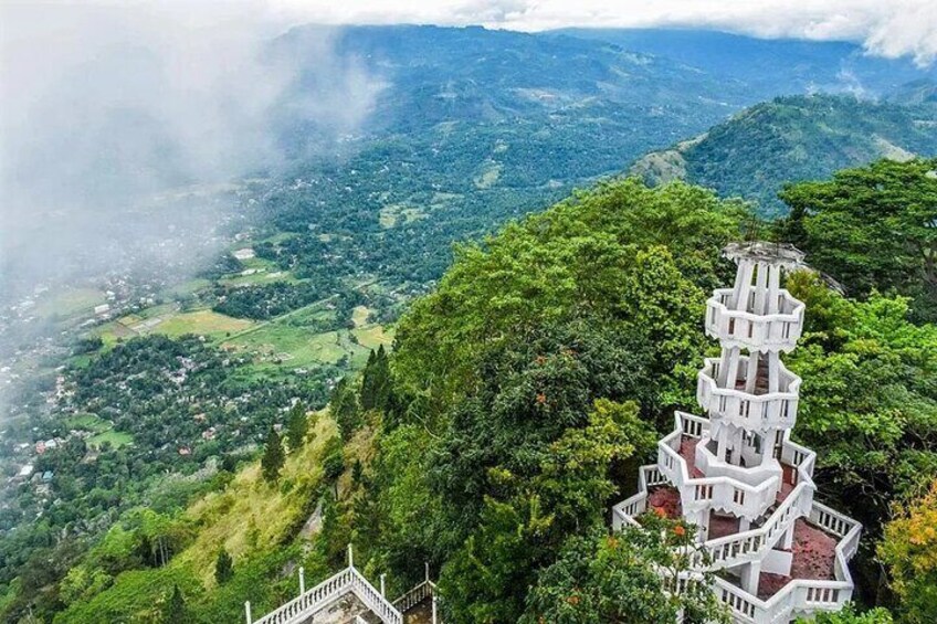 Private Tour and Hike Experience to Ambuluwawa Tower, Sri Lanka
